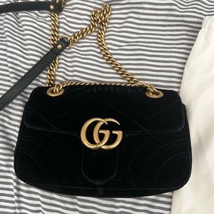 Gucci velvet Matelasse Mini GG Marmont shoulder bag black